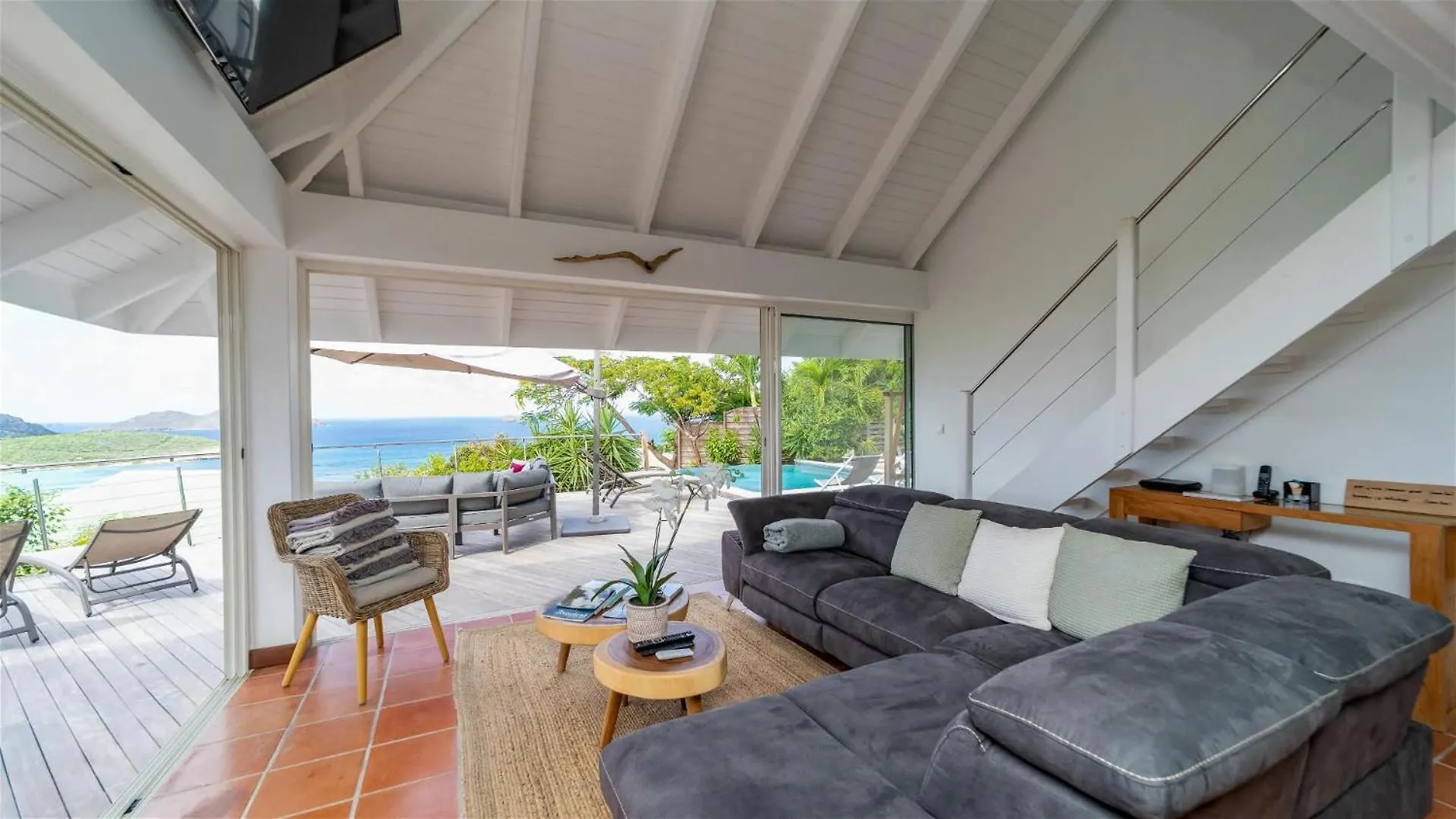 Villa Lorient Beach Retreat with Tropical Garden Quartier de Lorient